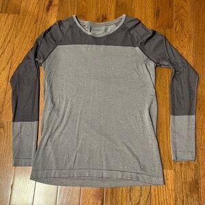 Icebreaker Cool-Lite Gray and Charcoal Shirt